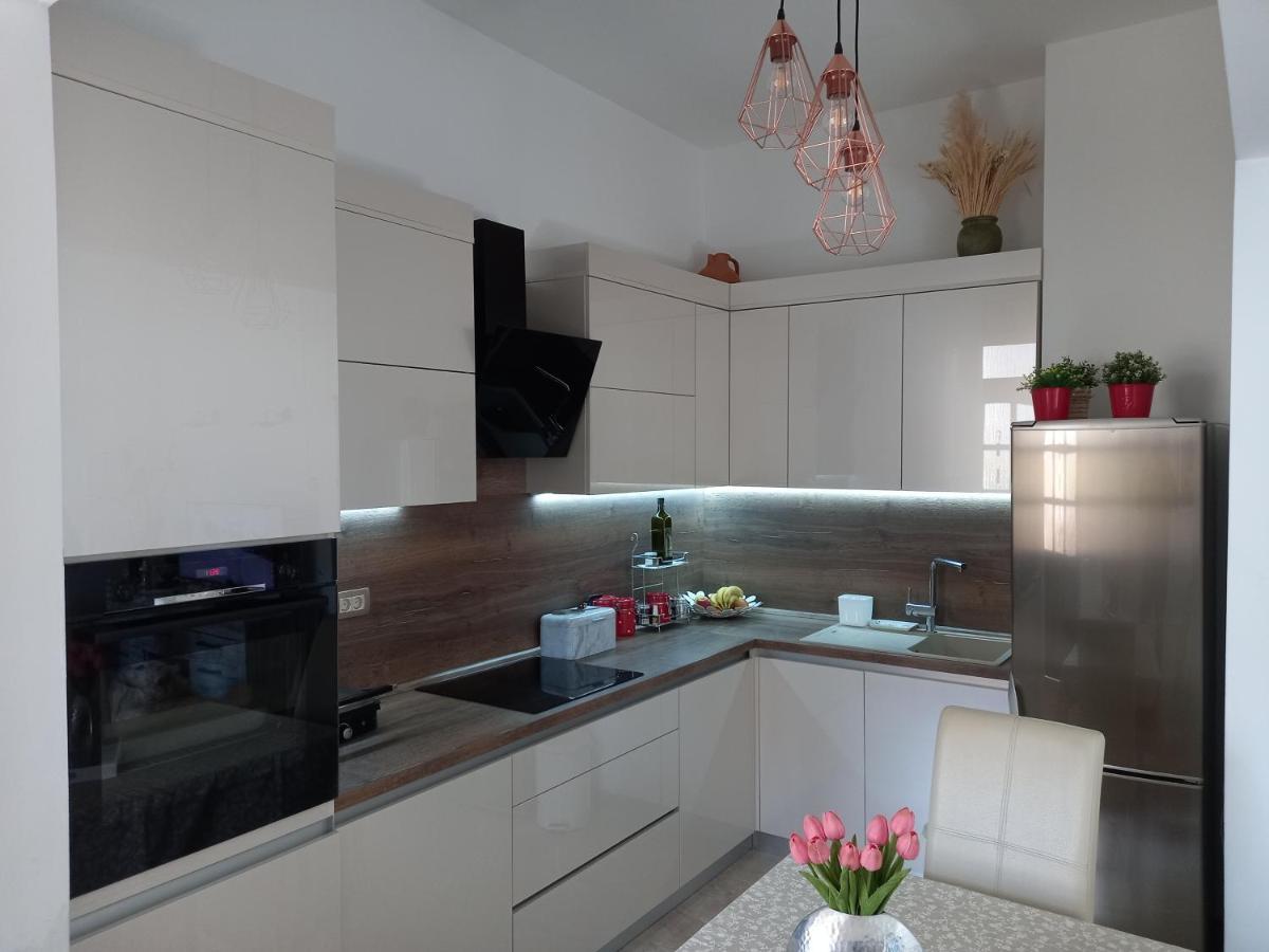 오파티아 Apartman Beti 아파트 외부 사진